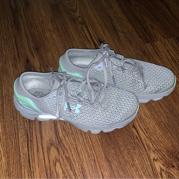 Under Armour Shoes - Under Armour Tennis Shoe
